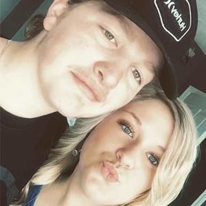 Meet your Posher, Savannah